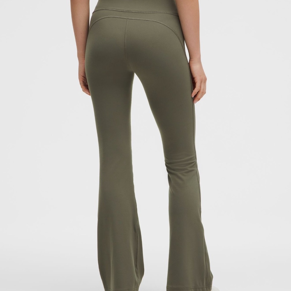 Lululemon groove pant super high rise flare legging - Picture 2 of 2